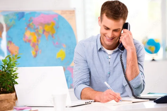 Travel agency agent calling through travel CRM